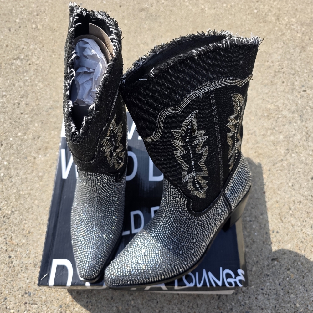 DIVA Lounge Black and Silver Women's Boots Women Size 7.5